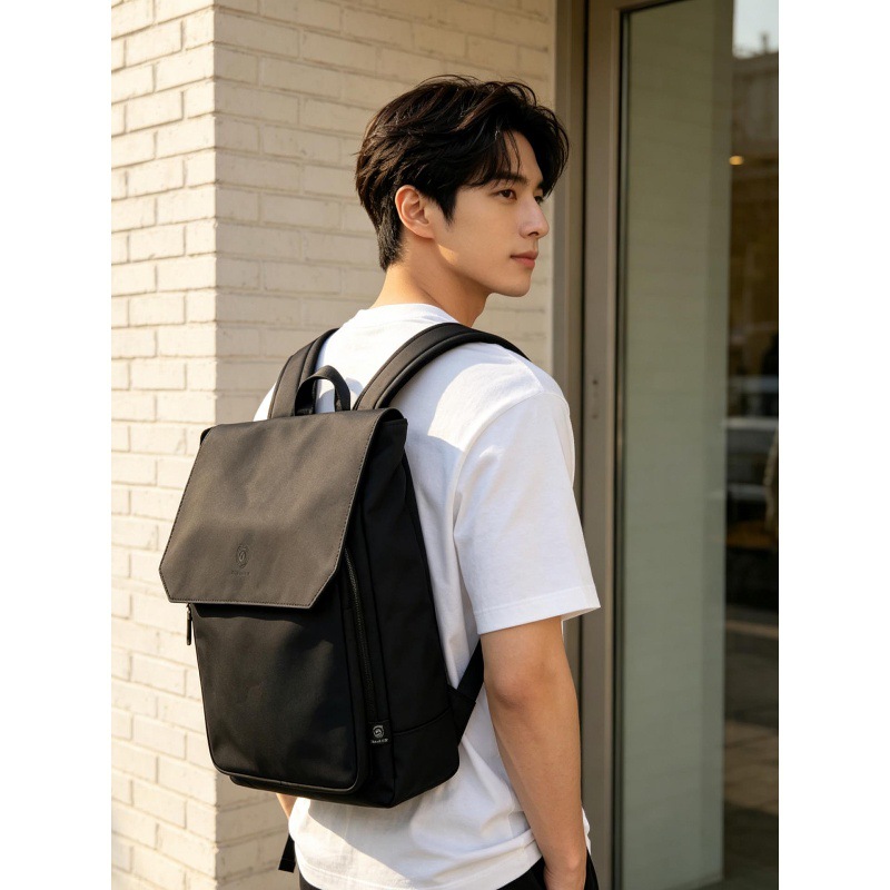 Leather Work Rucksack Mens - 고품질 플랩형 PU 가죽 소재의 남성용